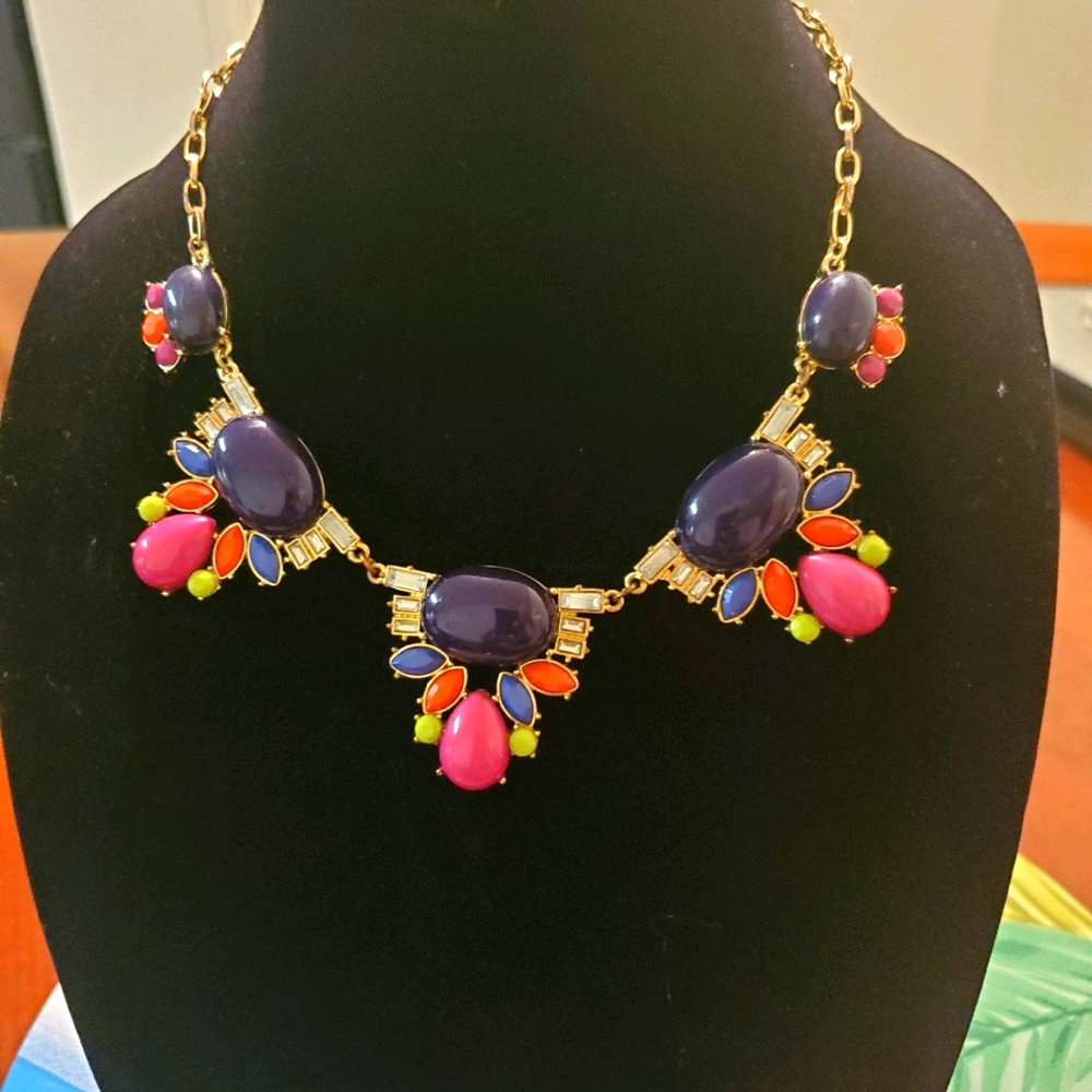 Multi-stone necklace